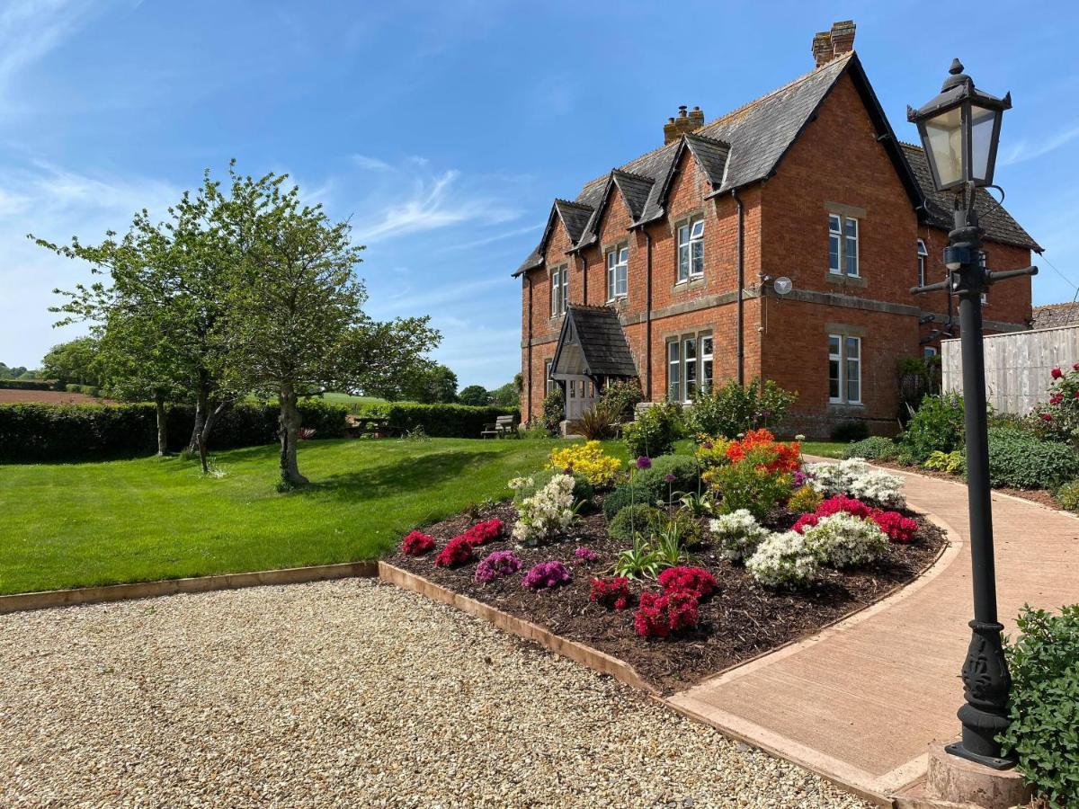 Newcourt Barton Villa Cullompton Exterior photo